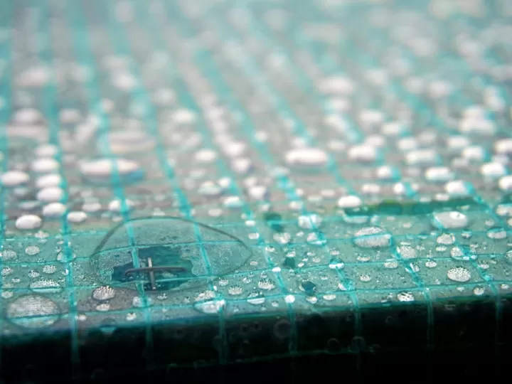 como limpiar los azulejos de la cocina con alcohol