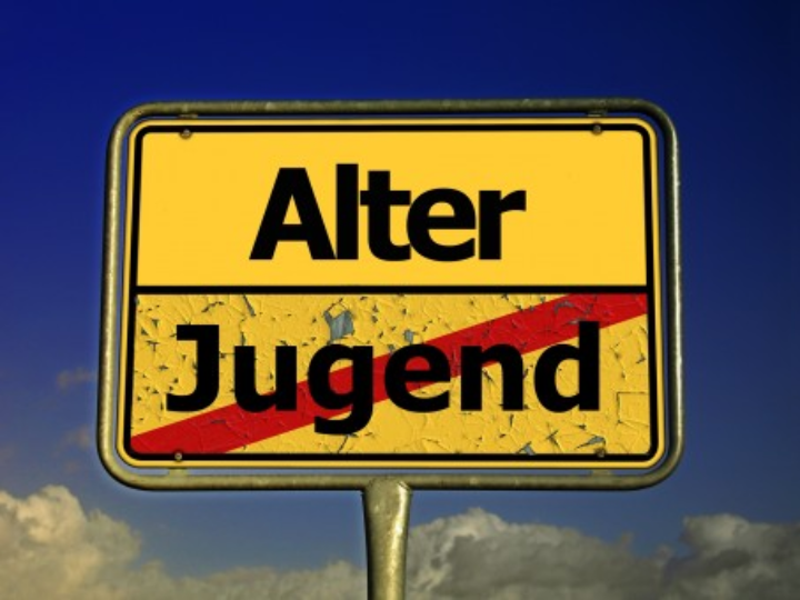 Guía de Cursos de Enfermería: Logos y Beneficios